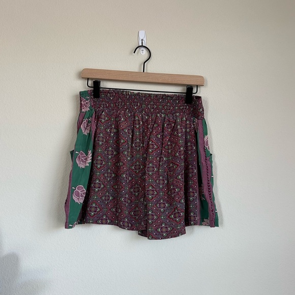 Zen Ethic Flounce Printed Shorts - Picture 4 of 10